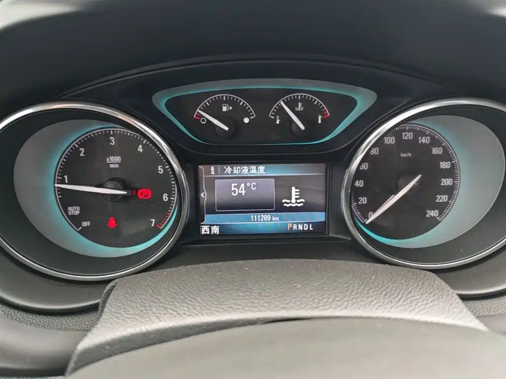Buick Envision Plus 2016 — фото 12