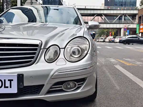 Mercedes-Benz E-Class 2008