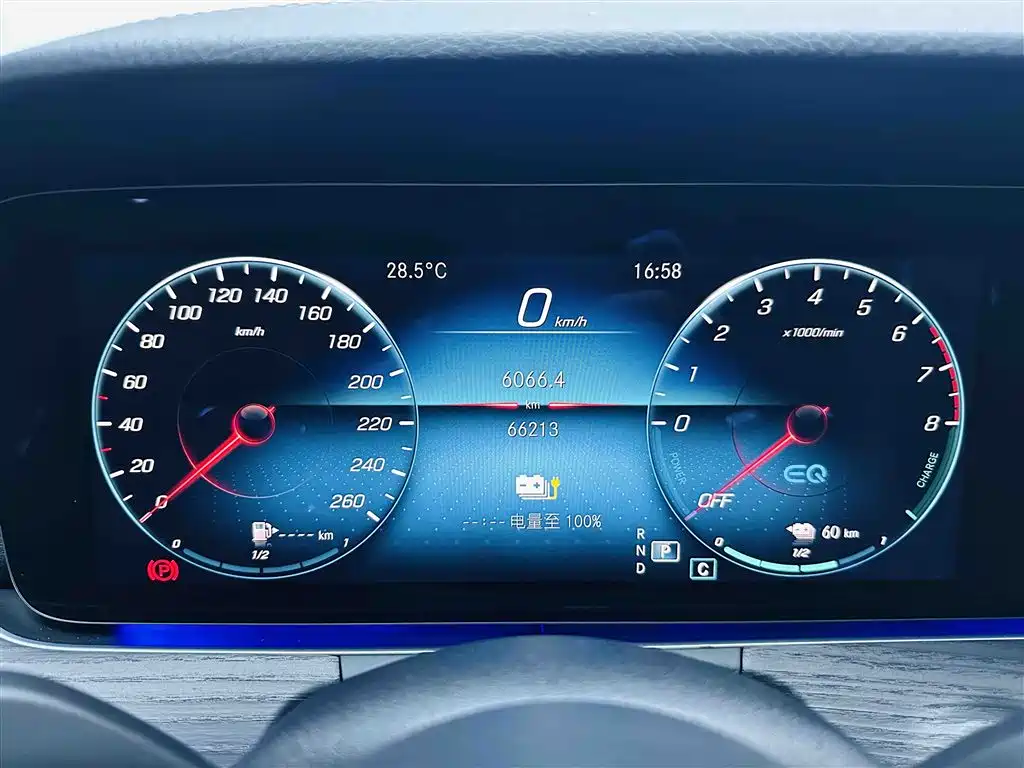 Mercedes-Benz E-Class New Energy 2022 — фото 12