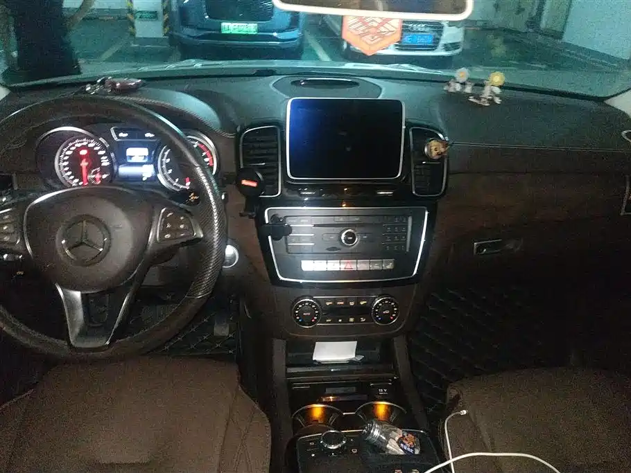 Mercedes-Benz GLE 2018 — фото 13