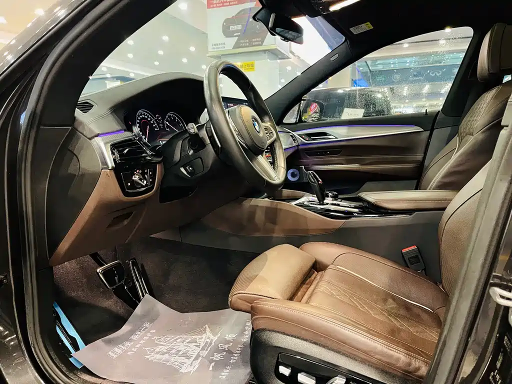 BMW 6 Series GT 2018 — фото 3