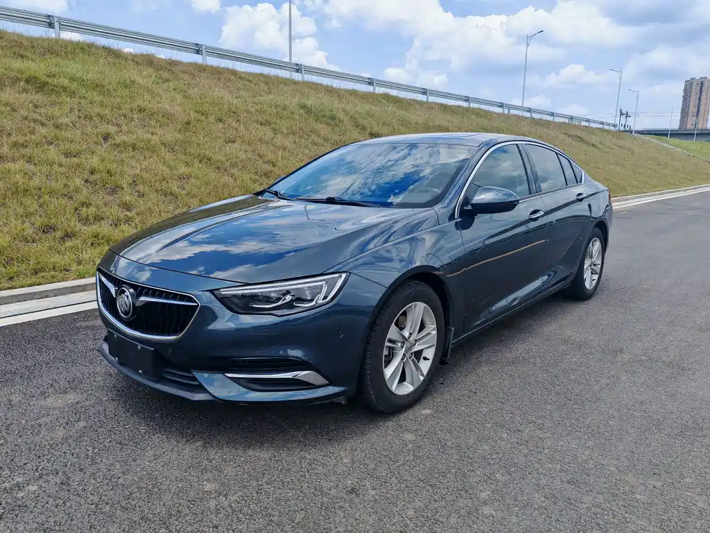 Buick Regal 2019 — фото 1
