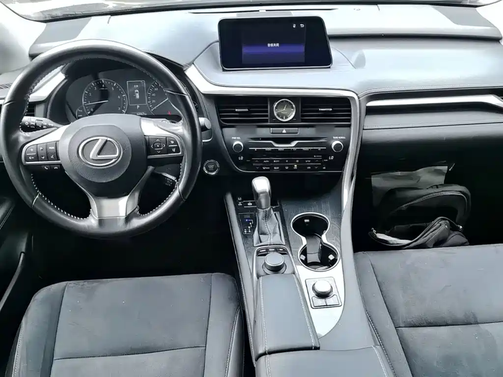 Lexus RX 2017 — фото 10