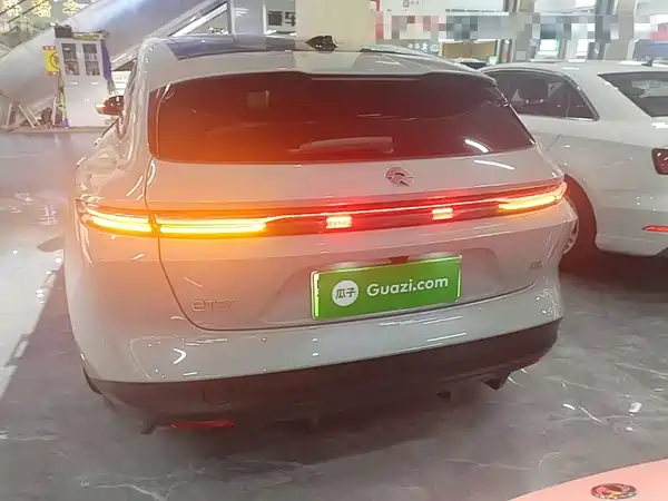 NIO ET5T 2025