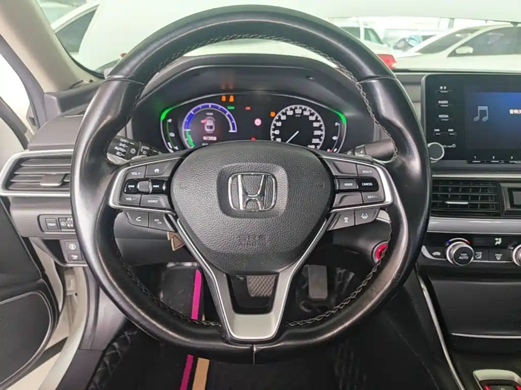 Honda Accord 2020 — фото 11