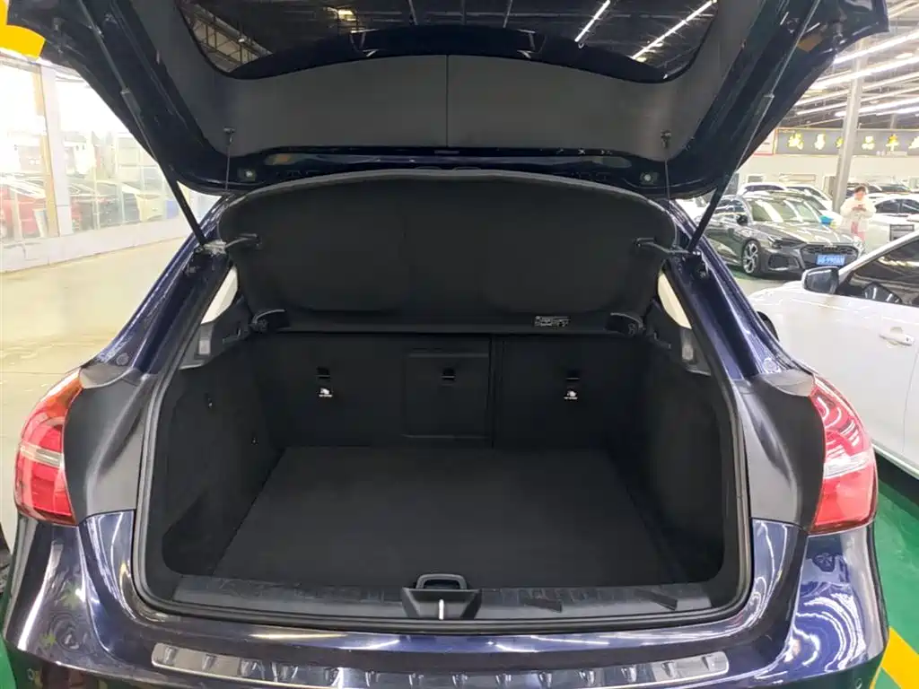 Mercedes-Benz GLA 2018 — фото 19