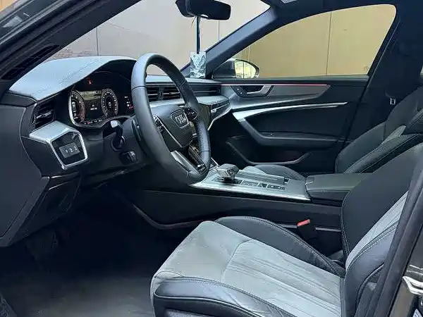 Audi A6L 2021