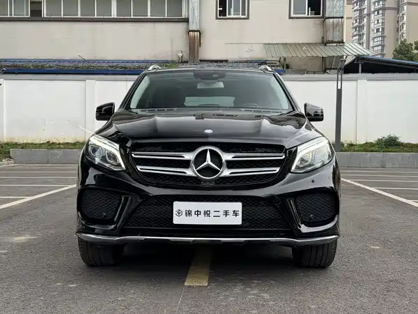 Mercedes-Benz GLE 2016