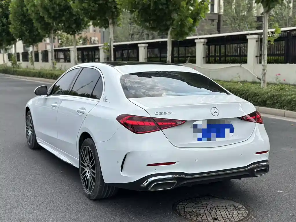 Mercedes-Benz C-Class 2023