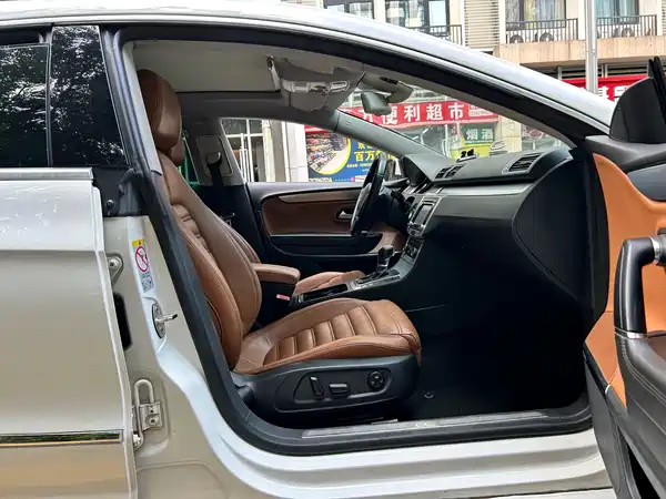 Volkswagen CC 2013