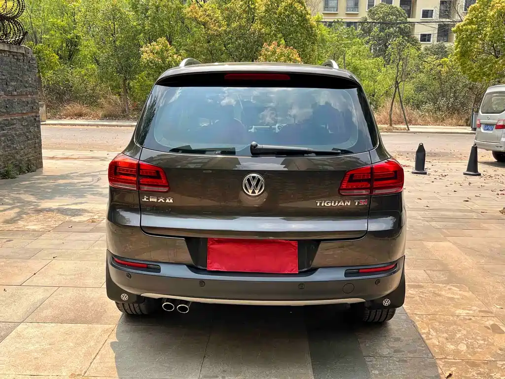 Volkswagen Tiguan 2015 — фото 9
