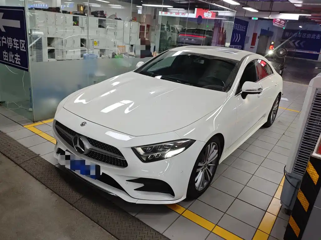 Mercedes-Benz CLS 2020
