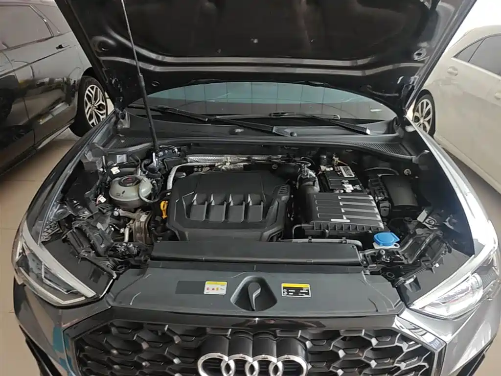 Audi Q3 Sportback 2022 — фото 20