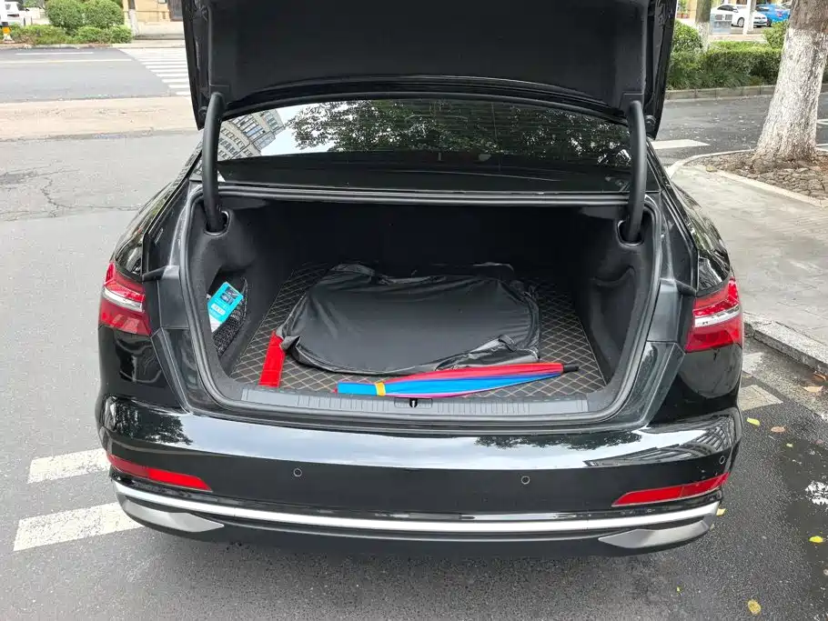 Audi A6L 2025