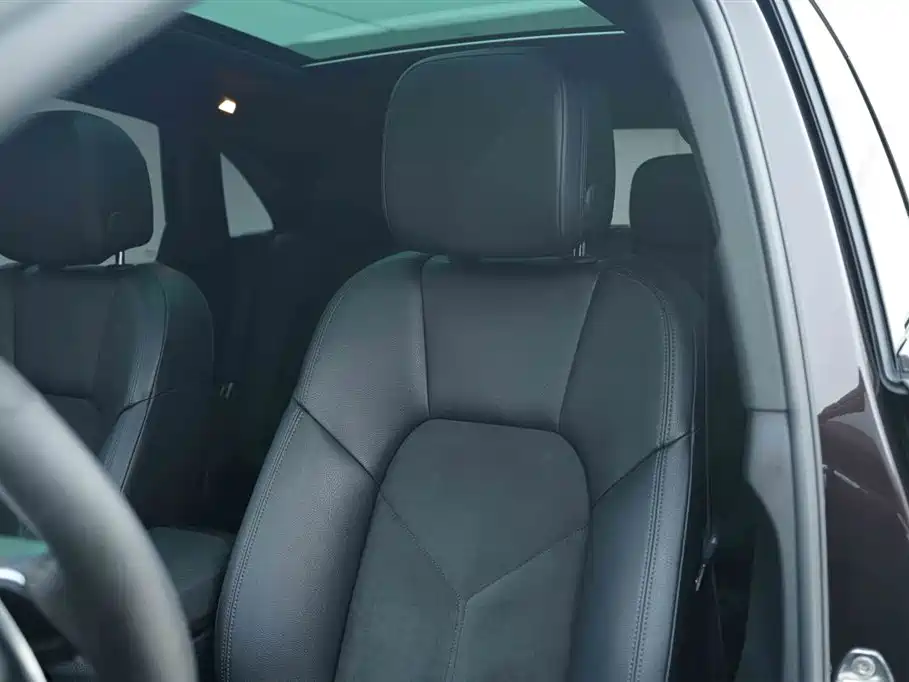 Porsche Macan 2018 — фото 13