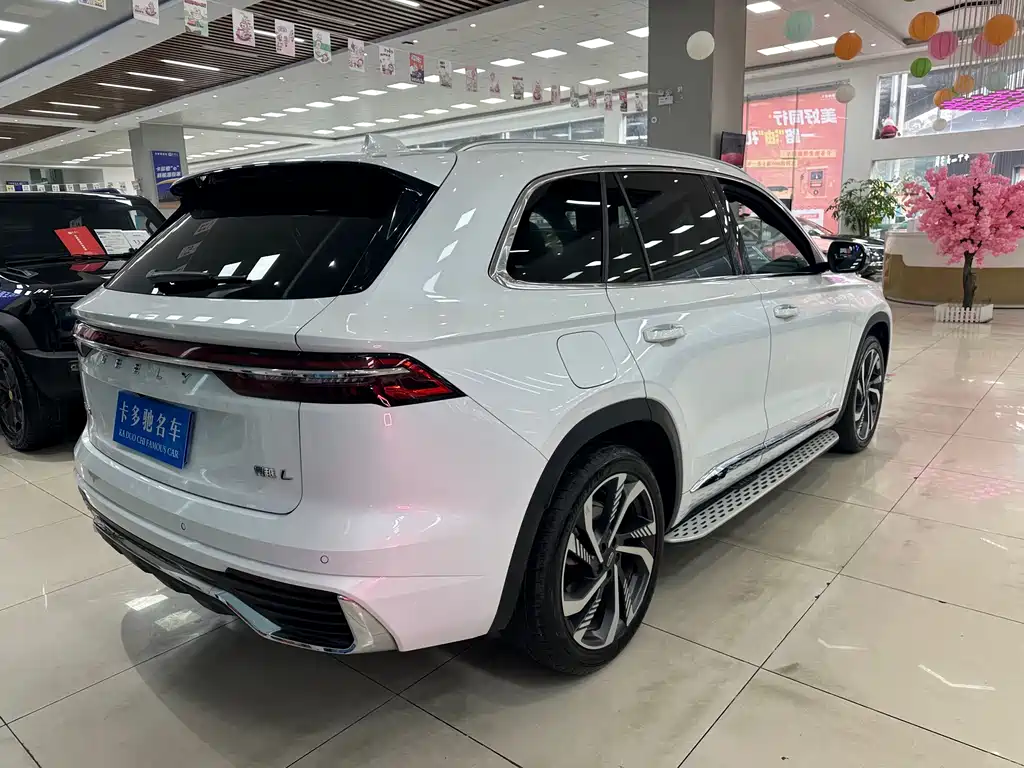 Geely Xingyue L 2024 — фото 15