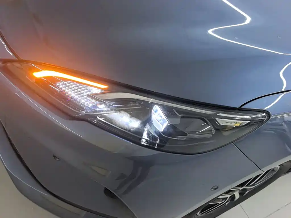 BYD Seal 05 DM-i 2025 — фото 24