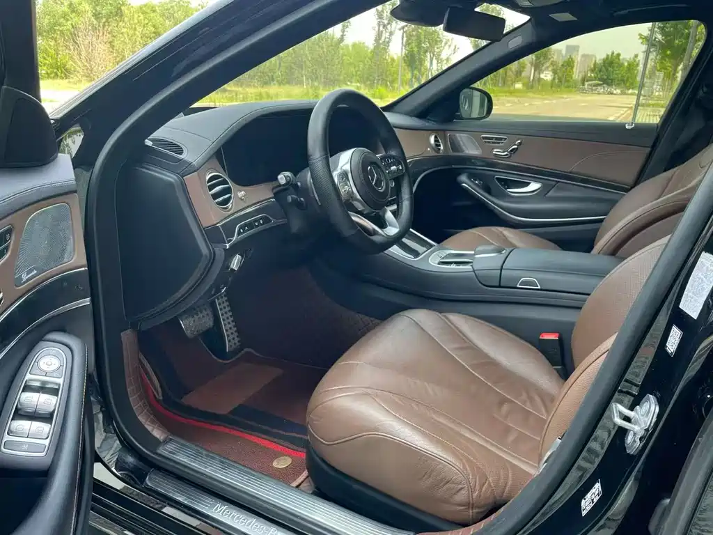 Mercedes-Benz S-Class 2020