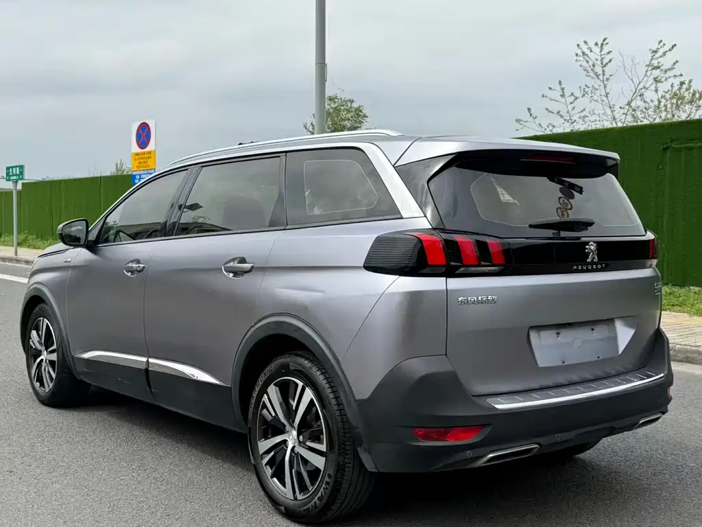 Peugeot 5008 2018 — фото 6