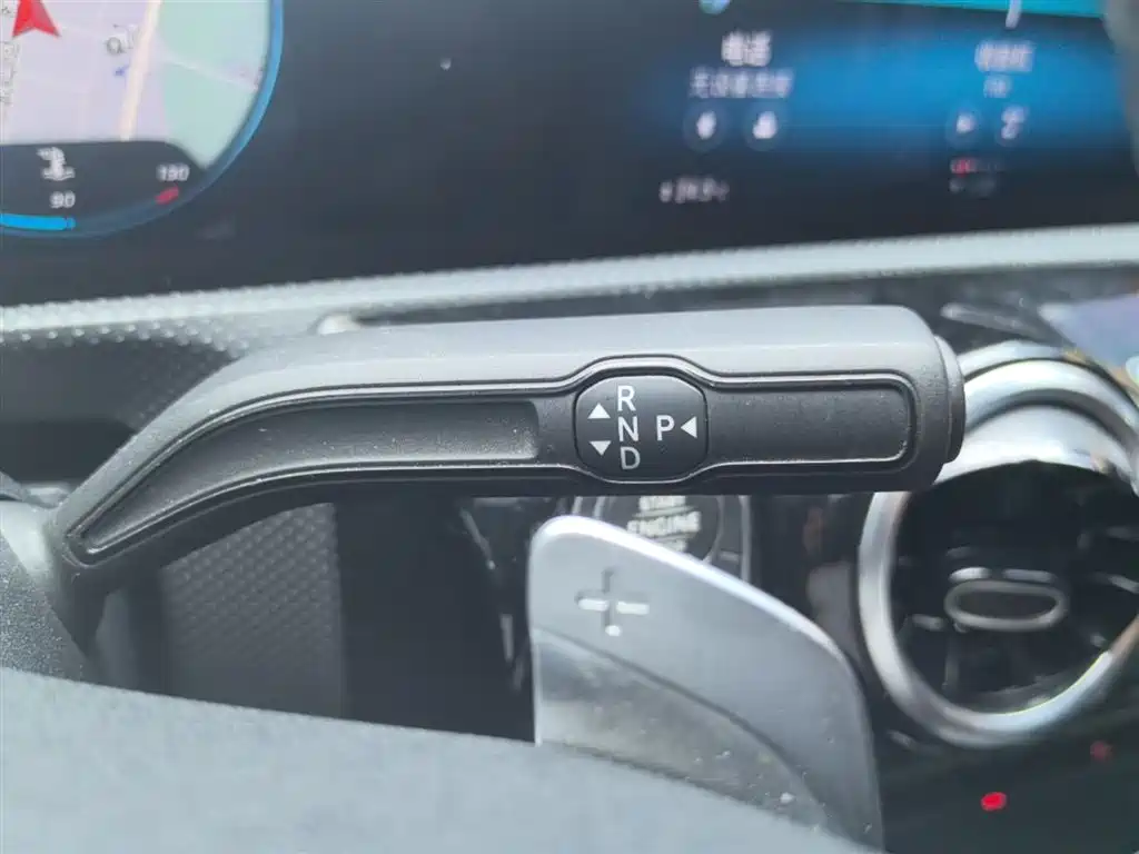 Mercedes-Benz A-Class 2019 — фото 14
