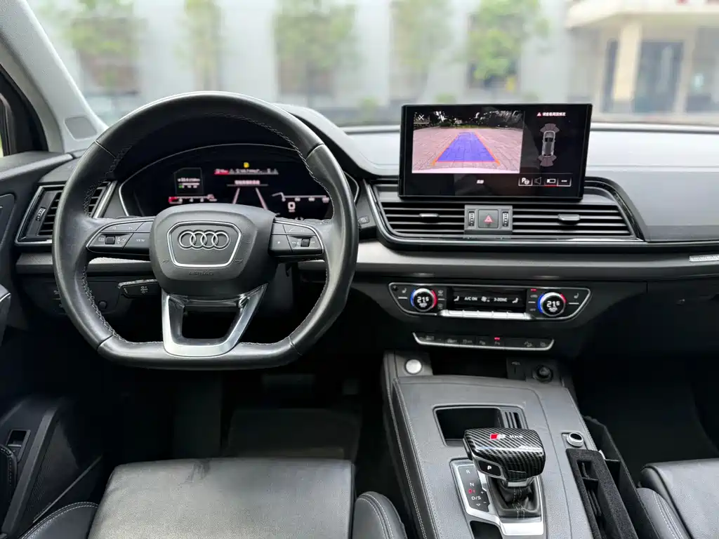 Audi Q5L 2022 — фото 10