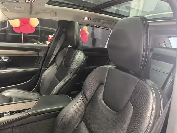 Volvo V90 2019