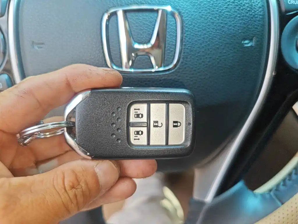 Honda Odyssey 2017 — фото 12