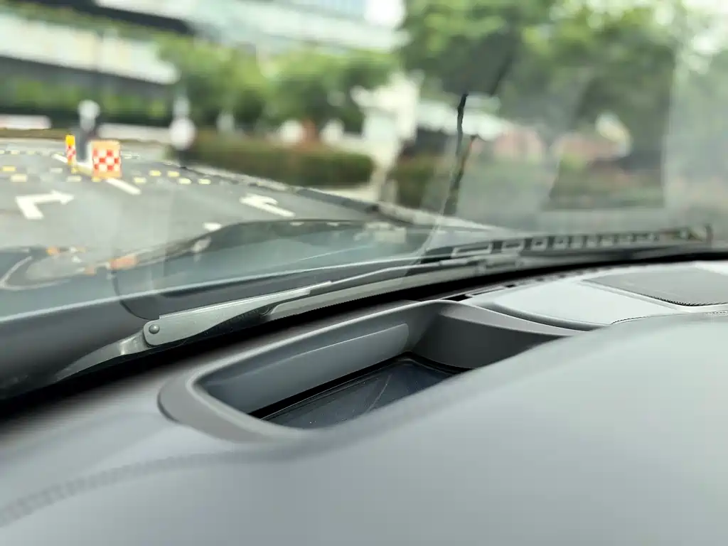 BMW M4 2017 — фото 17