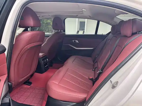BMW 3 Series 2023
