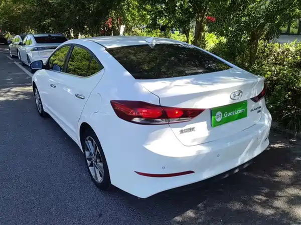 Hyundai Celesta 2018