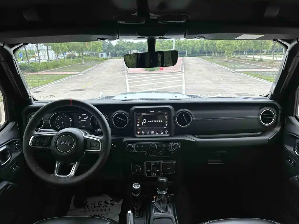 Jeep Wrangler PHEV 2021 — фото 11