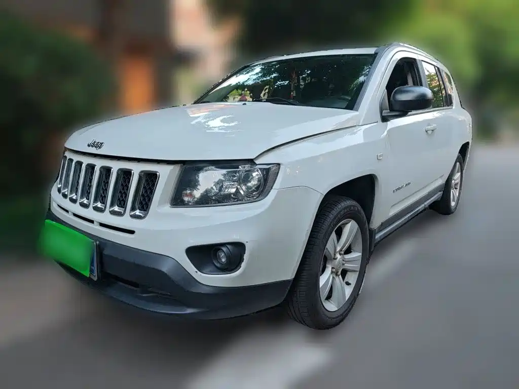Jeep Compass 2015 — фото 2