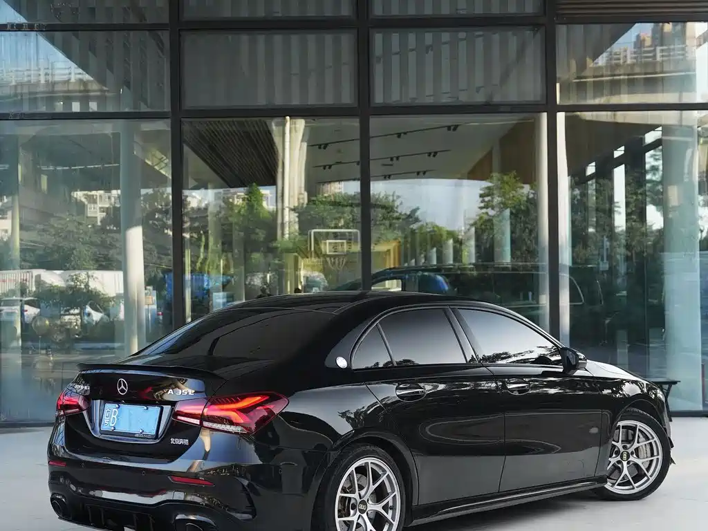 Mercedes-Benz A-Class AMG 2021 — фото 11
