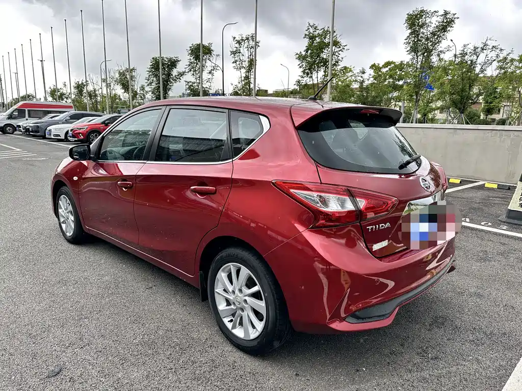 Nissan Tiida 2019 — фото 9