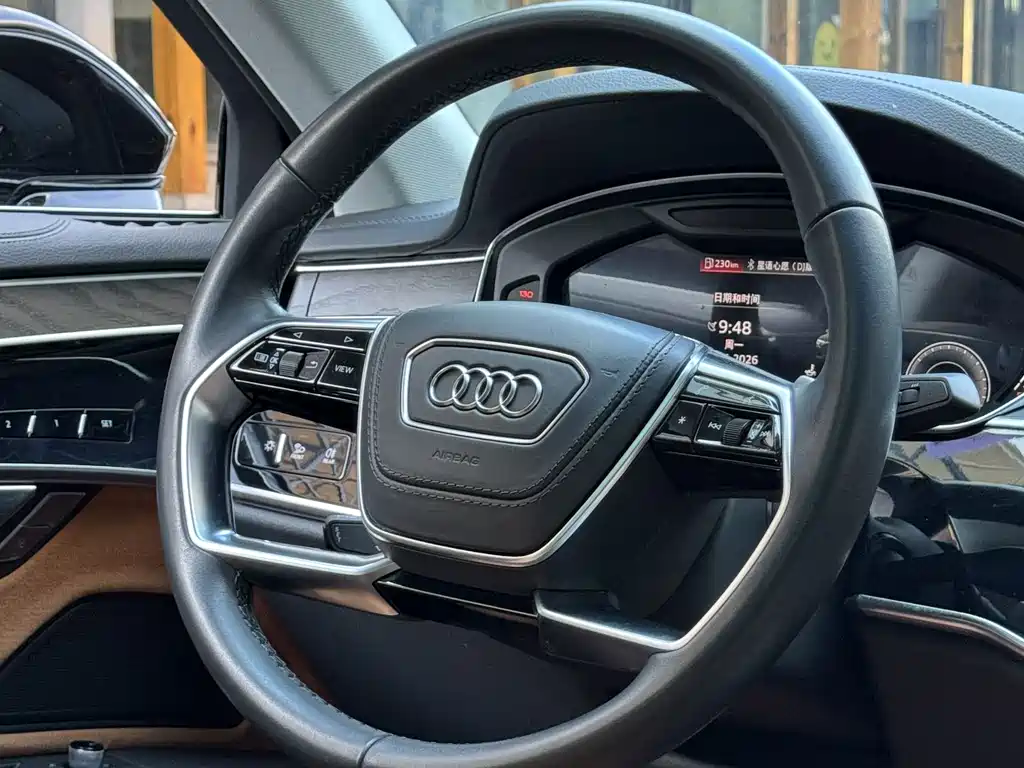 Audi A8 2024 — фото 16