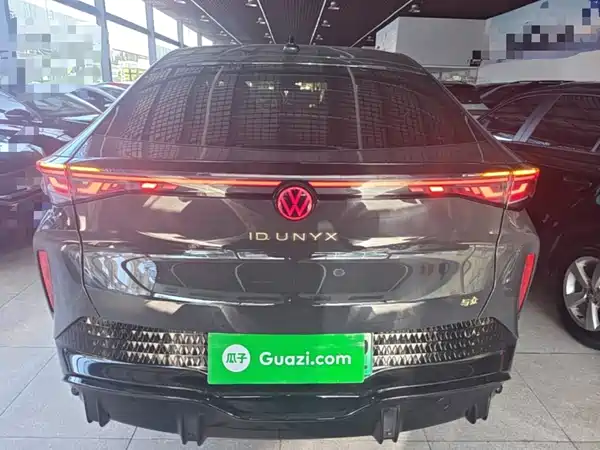 Volkswagen Distinctive 06 2025