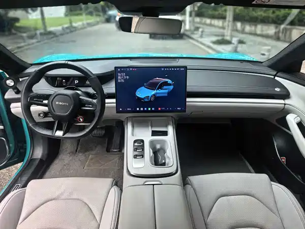 Xiaomi SU7 2025