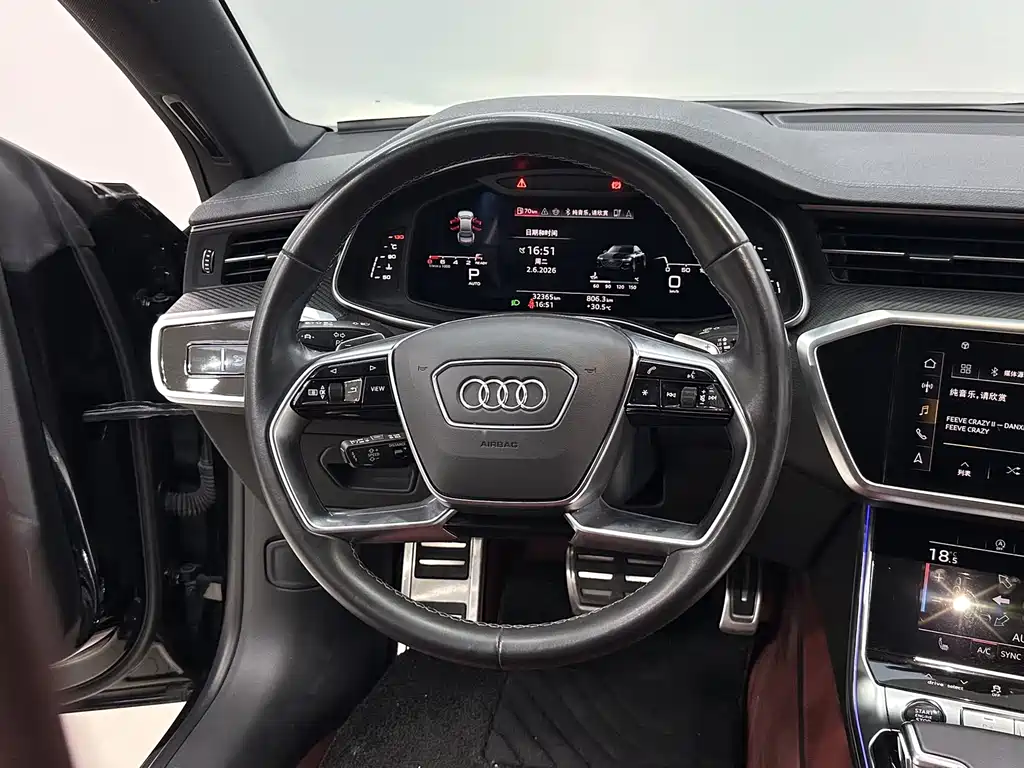 Audi A7L 2024 — фото 10