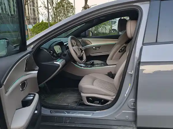 BYD Han 2025