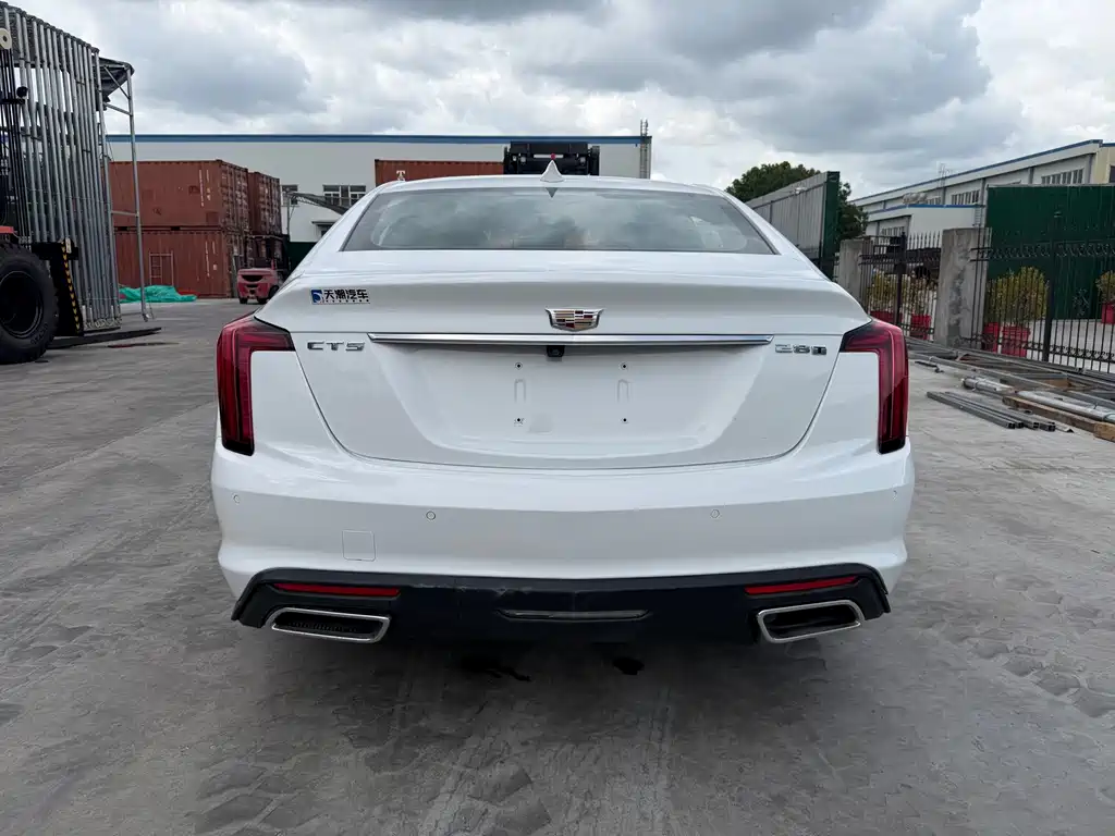 Cadillac CT5 2021 — фото 19
