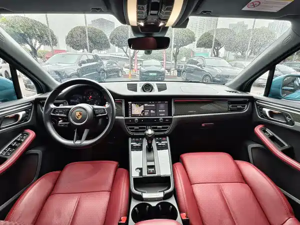 Porsche Macan 2022