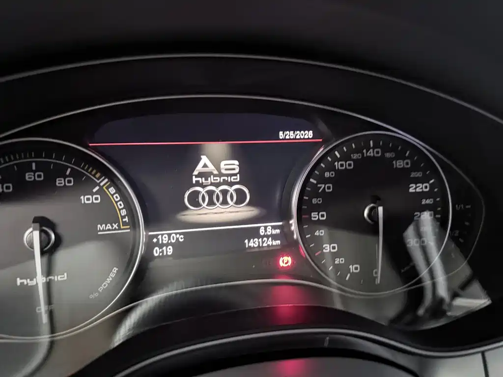 Audi A6 2014 — фото 8