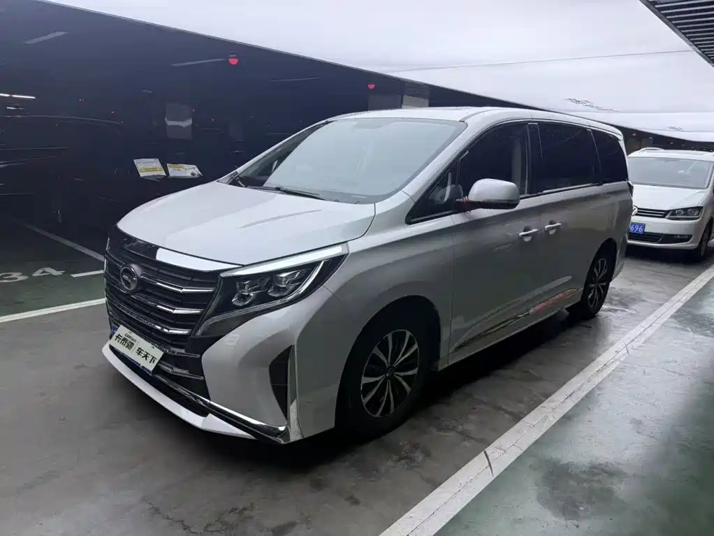 GAC Trumpchi M8 2022 — фото 1