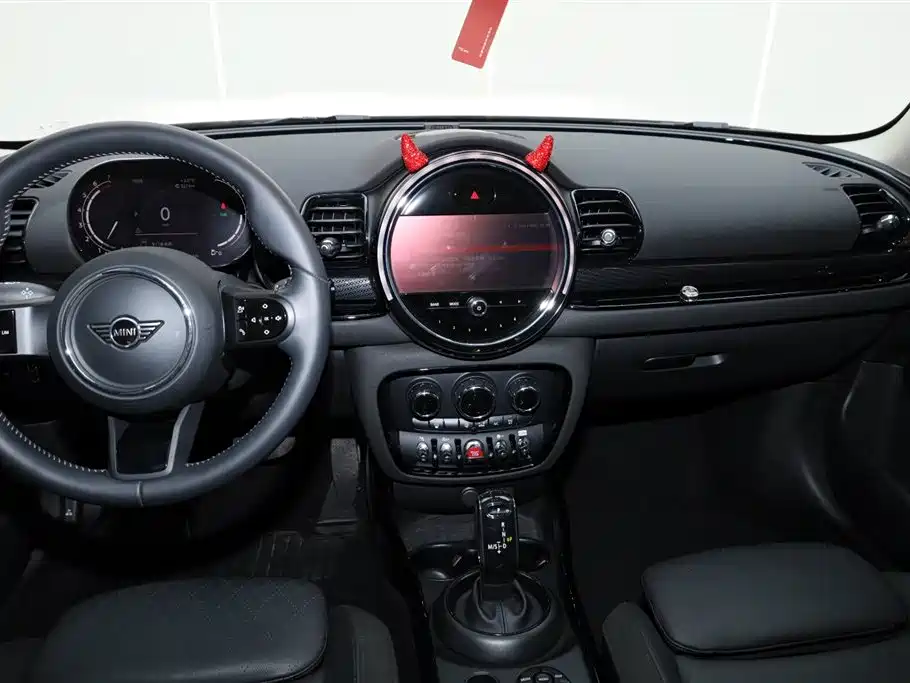 MINI Clubman 2022 — фото 12