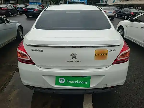 Peugeot 308 2014