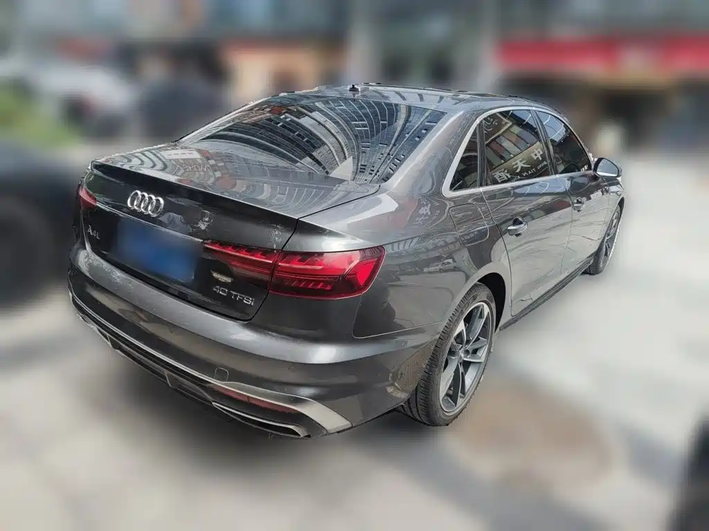 Audi A4L 2021