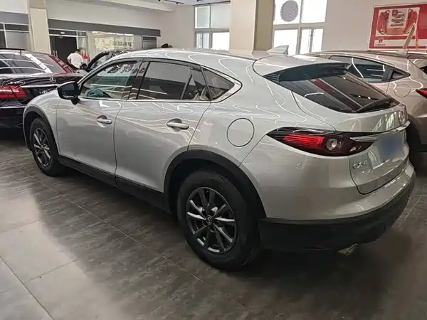 Mazda CX-4 2022