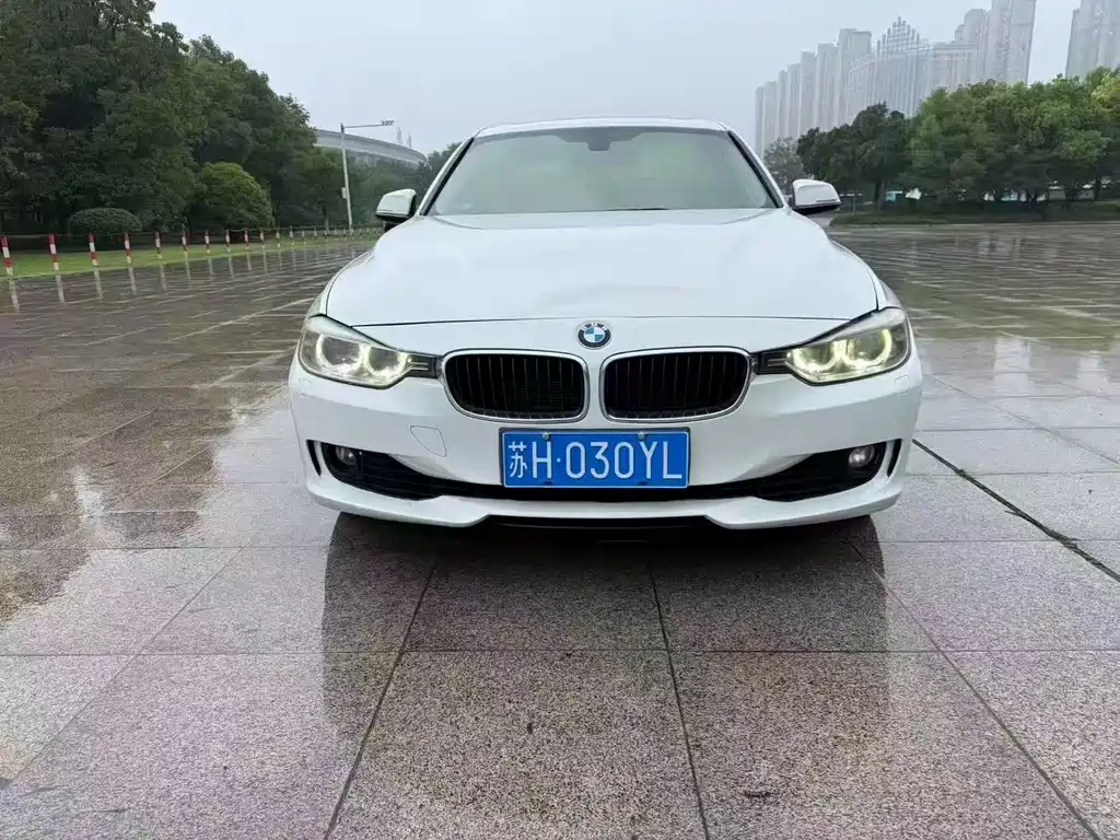 BMW 3 Series 2012