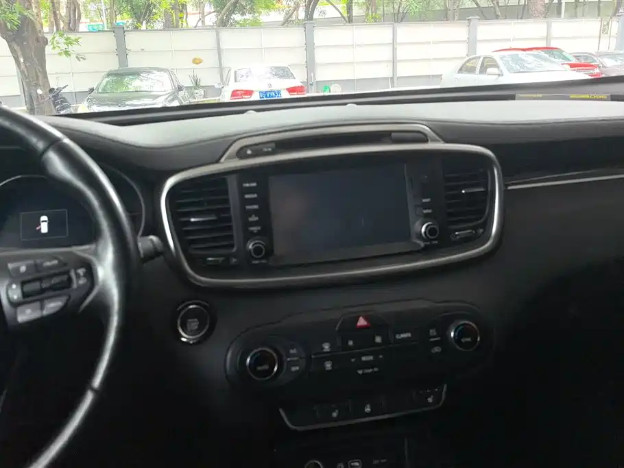 Kia Sorento 2016 — фото 13