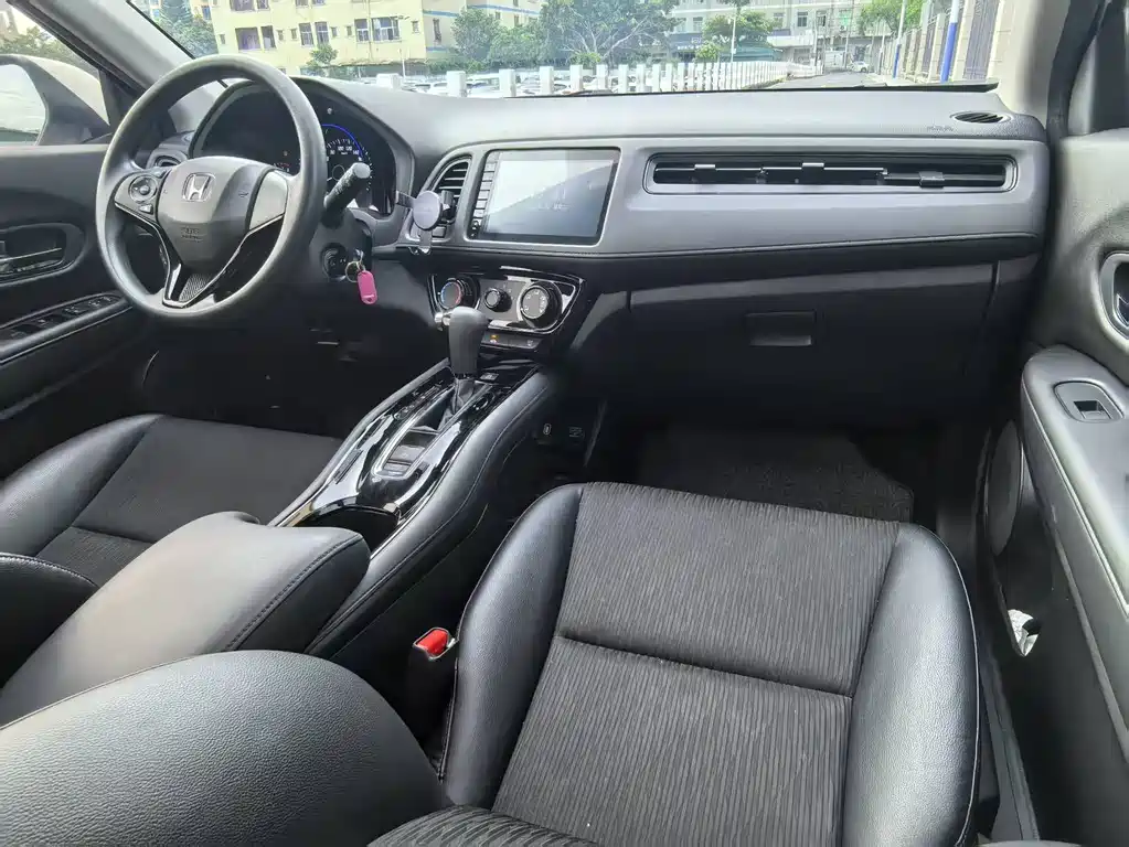 Honda Vezel 2020 — фото 12